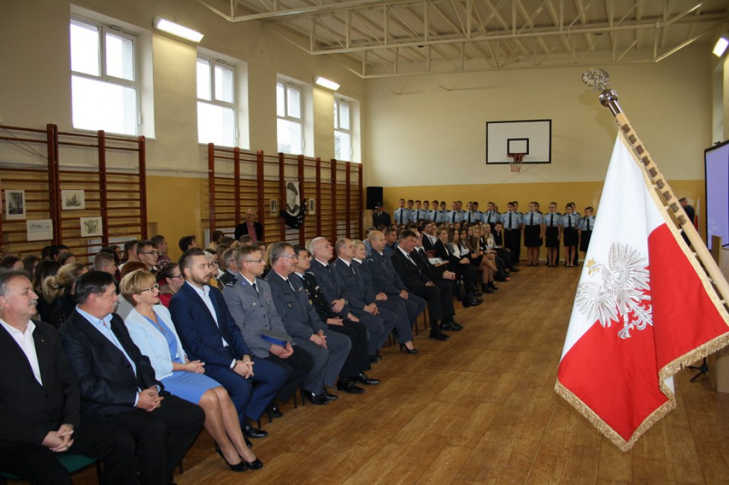 Uroczyste ślubowanie w LO Koronowo