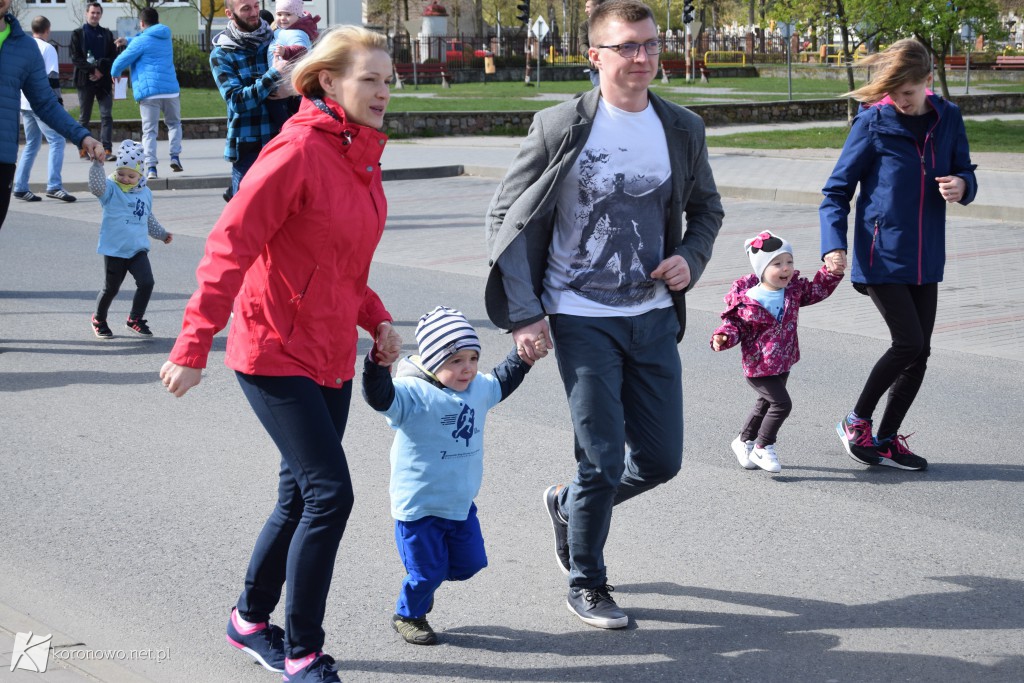 Młodzi zawodnicy na Biegu Mikrutów