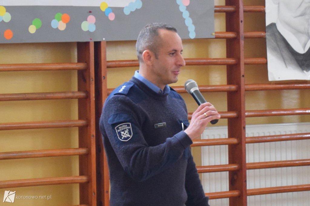 Pokazy w koronowskim liceum