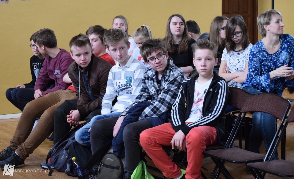 Pokazy w koronowskim liceum