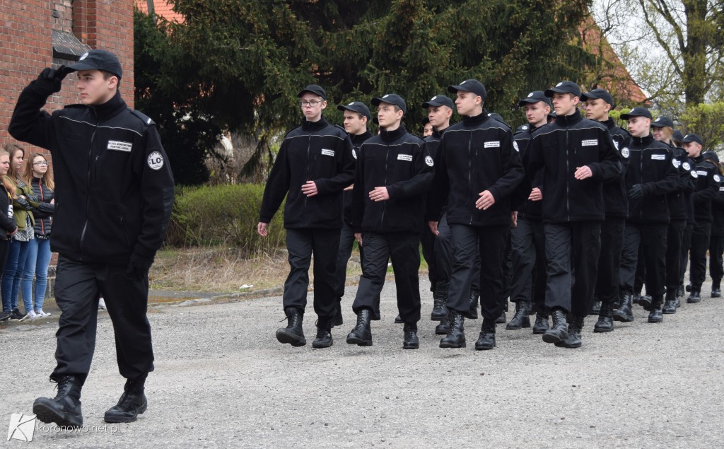 Pokazy w koronowskim liceum
