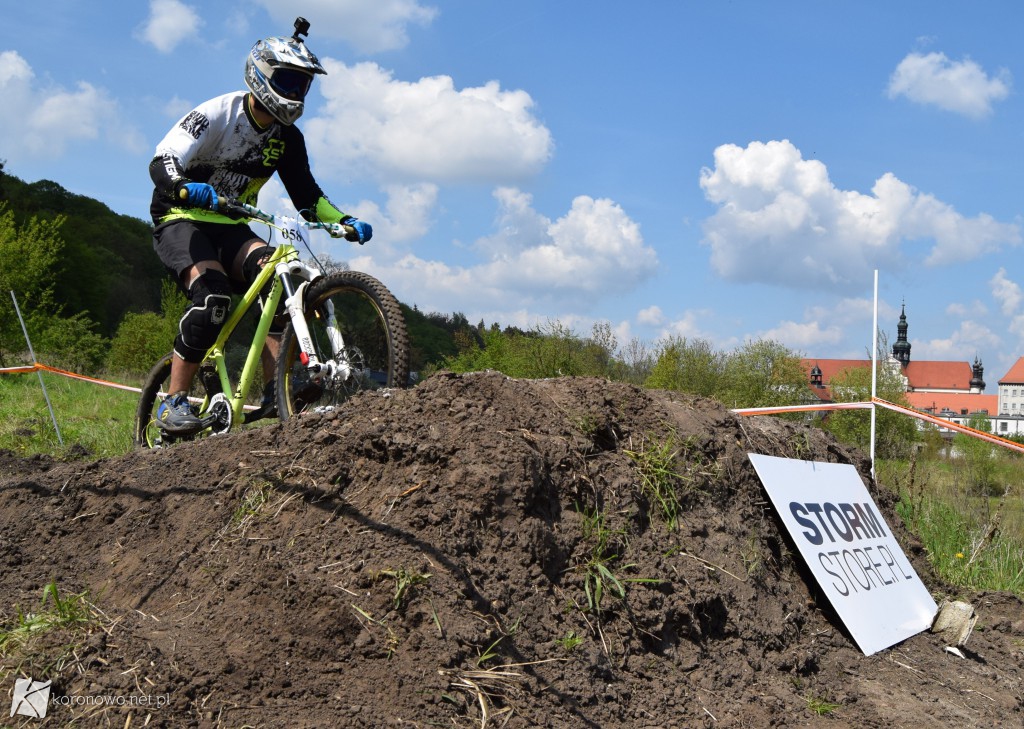 Storm Downhill Contest 2017