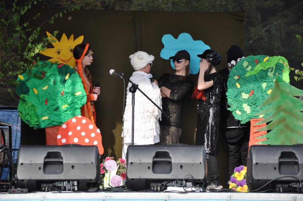 T jak Teatr na plaży w Pieczyskach