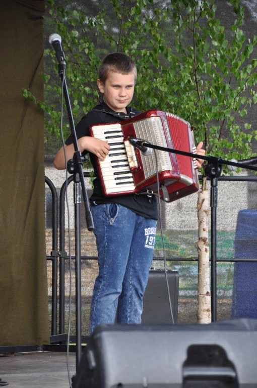 T jak Teatr na plaży w Pieczyskach