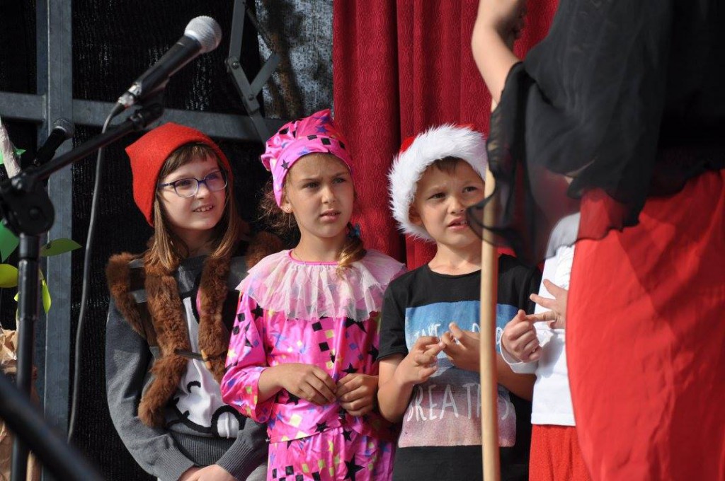 T jak Teatr na plaży w Pieczyskach