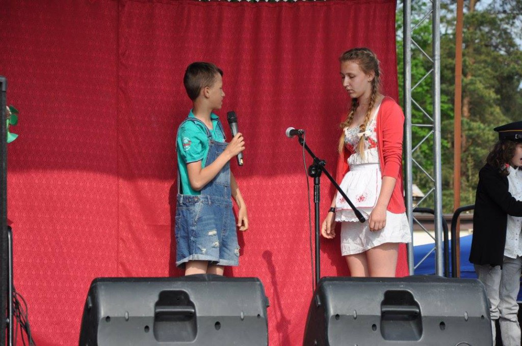 T jak Teatr na plaży w Pieczyskach