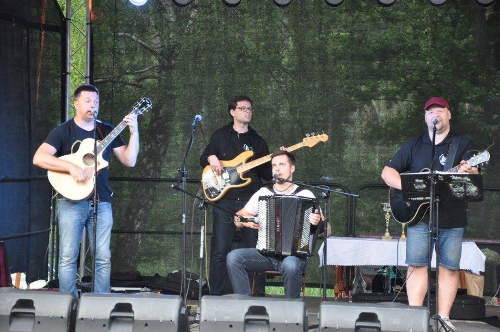 Szuwarowe Szanty w Samociążku