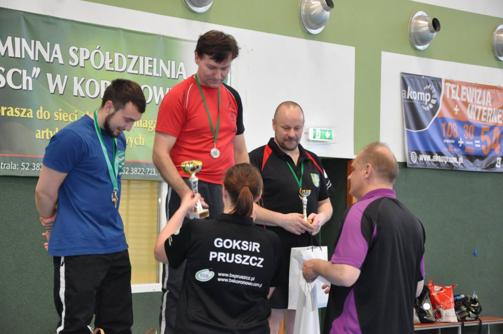 Turniej tenisa stołowego