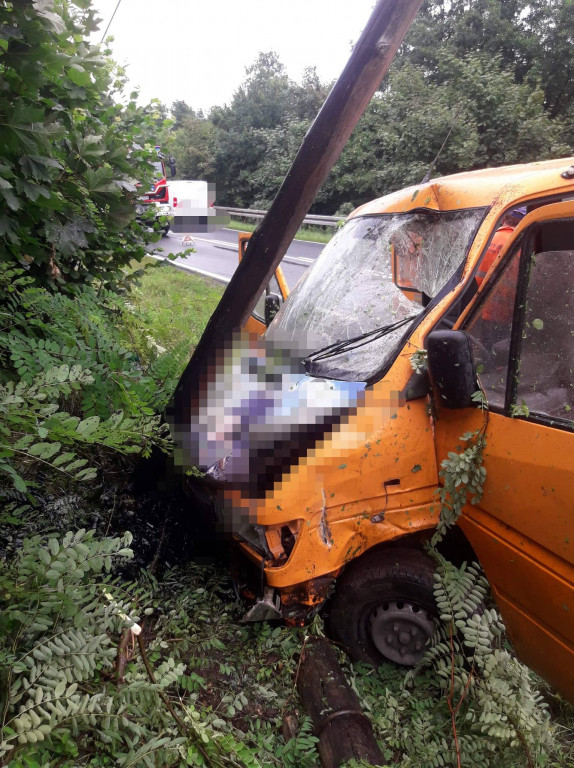 Kolizja drogowa w Buszkowie
