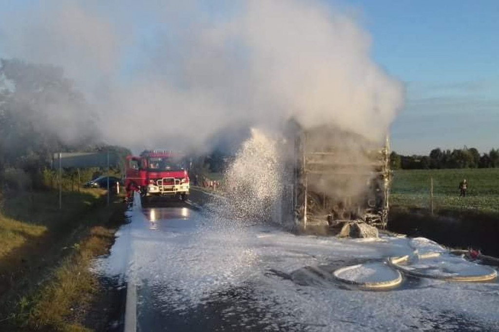 Pożar autobusu w Buszkowie