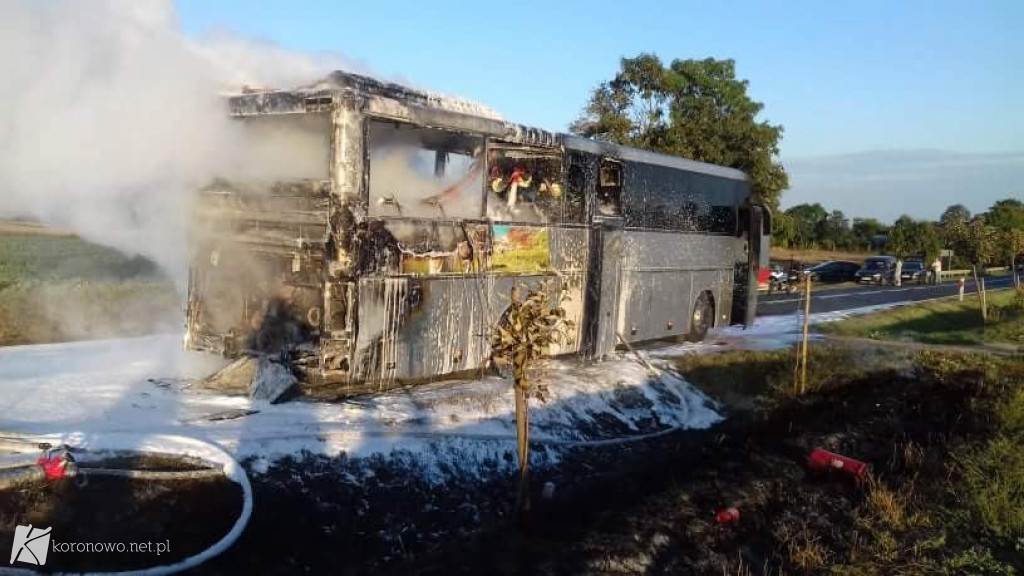 Pożar autobusu w Buszkowie