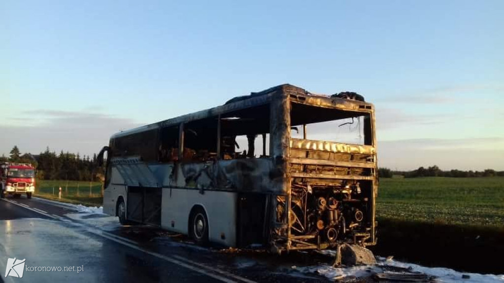 Pożar autobusu w Buszkowie