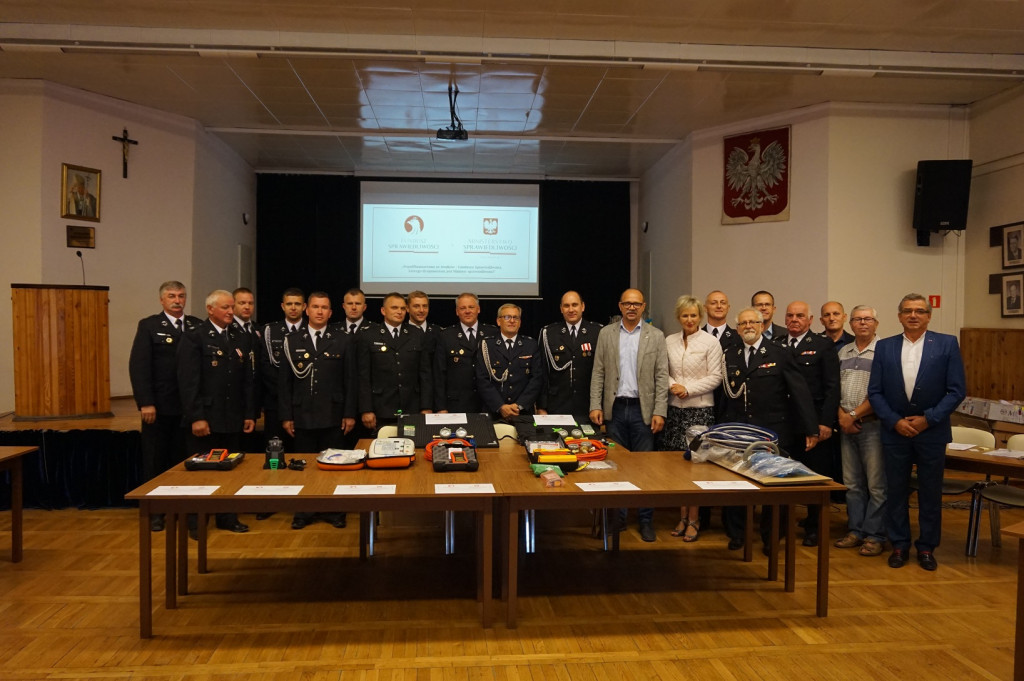 Przekazanie sprzętu dla OSP