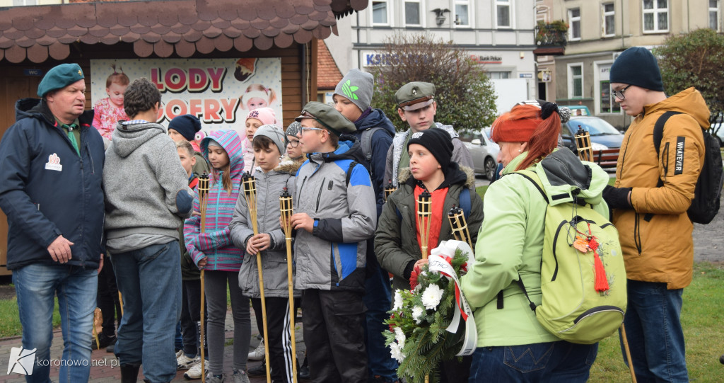 Oddanie hołdu pomordowanym