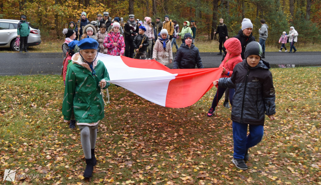 Oddanie hołdu pomordowanym