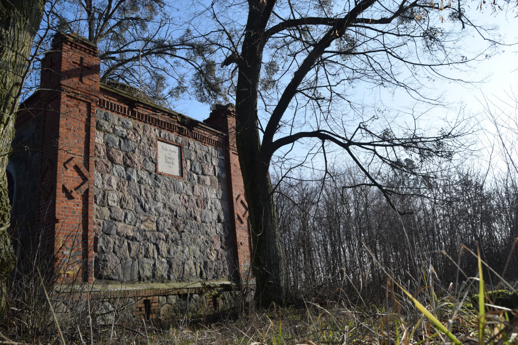 Grobowiec rodziny Beck we Wtelnie