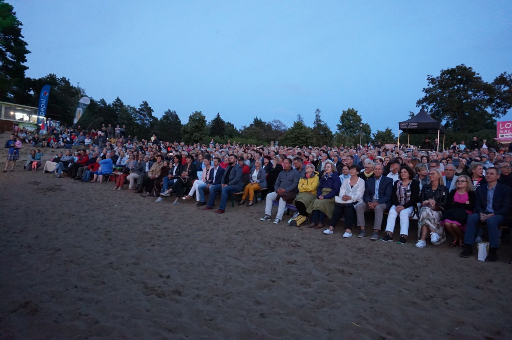 Arie na plaży w Pieczyskach