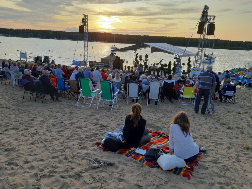 Arie na plaży w Pieczyskach