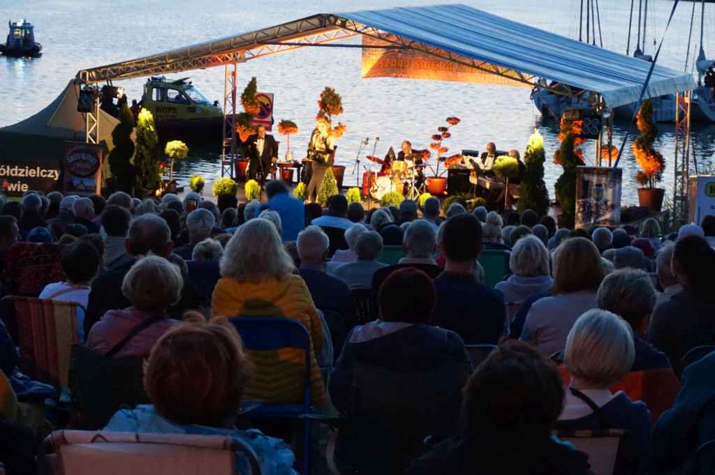 Arie na plaży w Pieczyskach