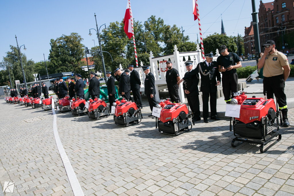 Motopompa trafiła do jednostki OSP Huta!