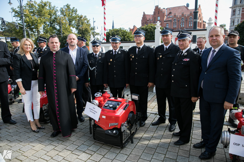 Motopompa trafiła do jednostki OSP Huta!