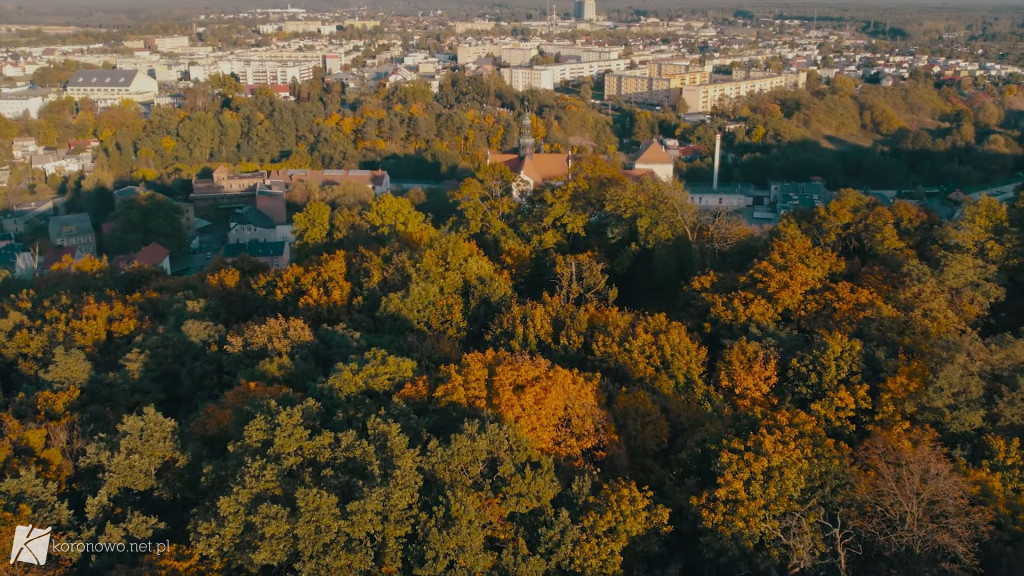 Lot dronem w kolegiacie pw. Wniebowzięcia NMP