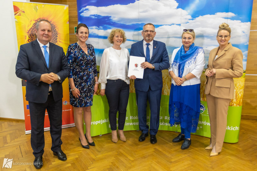 Urząd Marszałkowski wręczył dotacje. Ile otrzymała Gmina Koronowo?