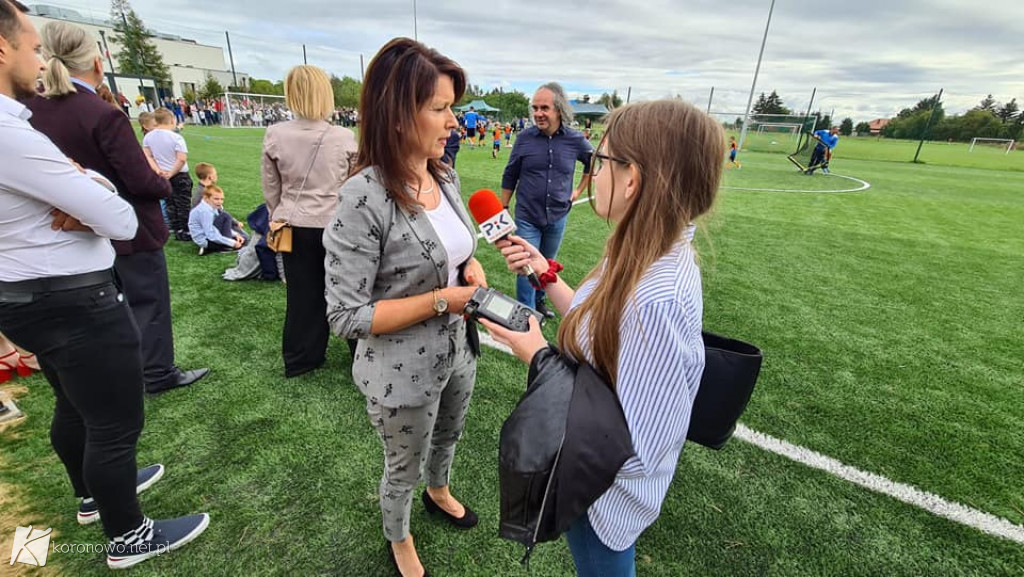 Wtelno: Rozpoczęcie nowego roku szkolnego i otwarcie boiska sportowego