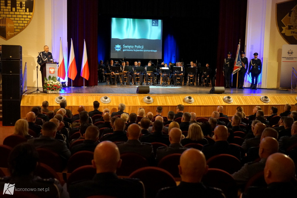 Święto Policji w regionie. Funkcjonariusze nagrodzeni [ZDJĘCIA]