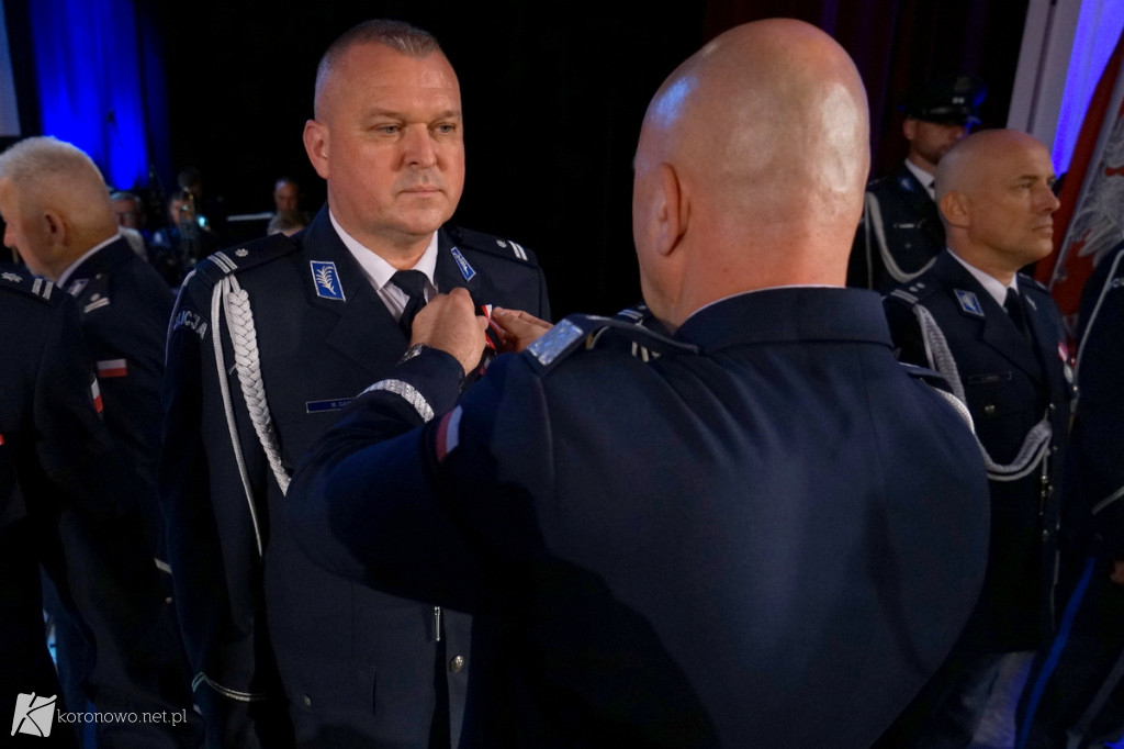 Święto Policji w regionie. Funkcjonariusze nagrodzeni [ZDJĘCIA]