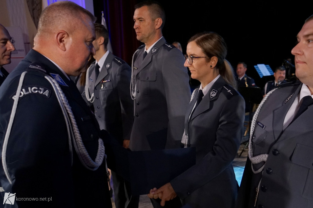 Święto Policji w regionie. Funkcjonariusze nagrodzeni [ZDJĘCIA]