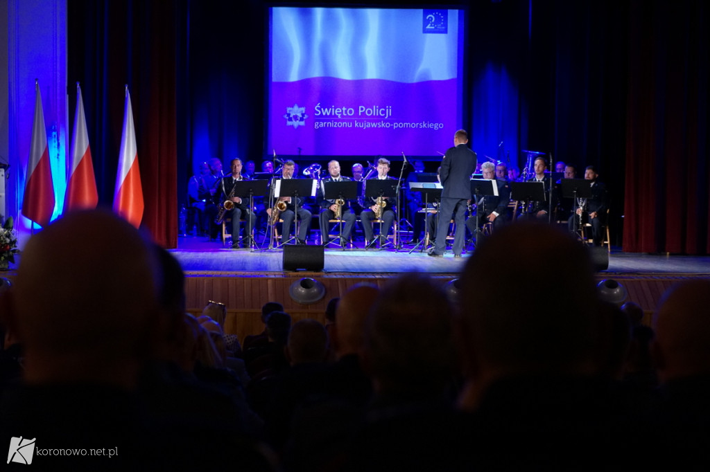 Święto Policji w regionie. Funkcjonariusze nagrodzeni [ZDJĘCIA]