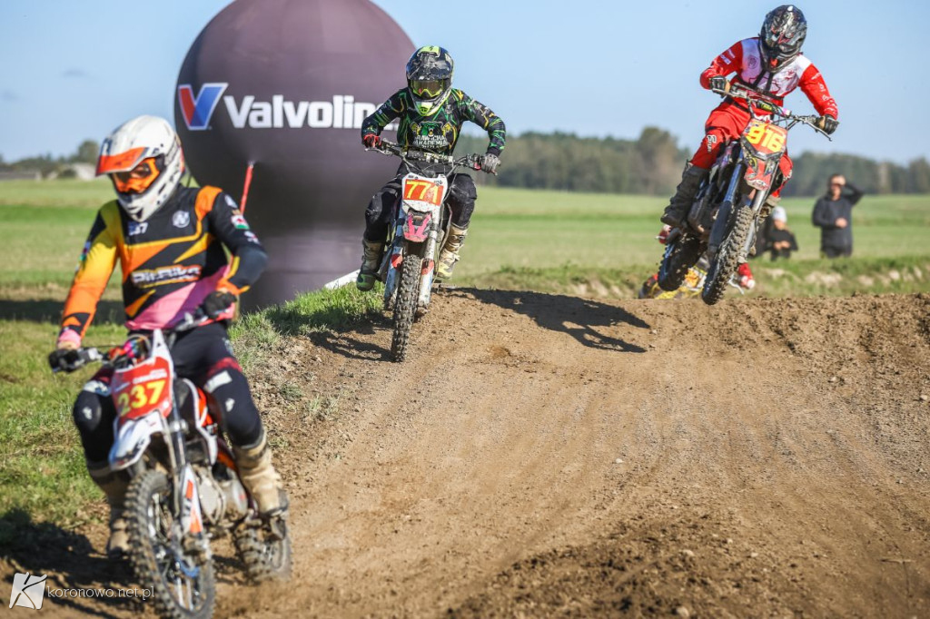 Ostateczne starcie off-roadowych pit bike’ów w Wierzchucinie Królewskim