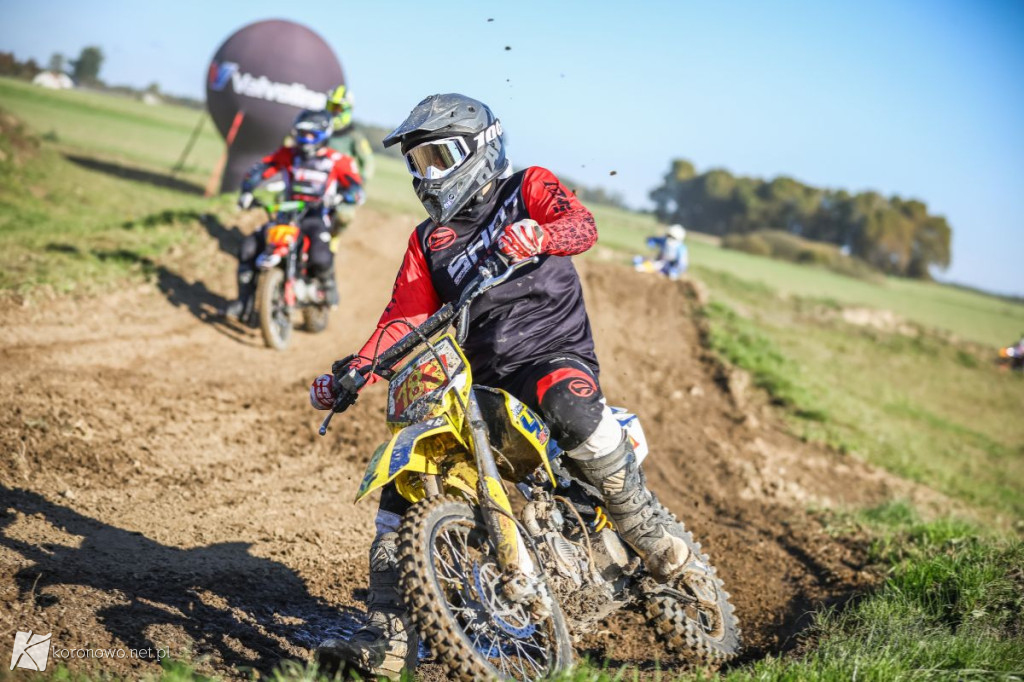 Ostateczne starcie off-roadowych pit bike’ów w Wierzchucinie Królewskim