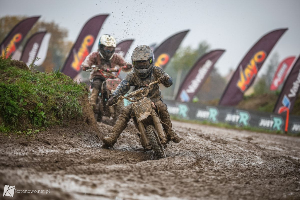 Ostateczne starcie off-roadowych pit bike’ów w Wierzchucinie Królewskim