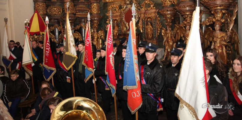 11 listopada w koronowskiej bazylice (fot. Studio Fotograficzne Rozalia)
