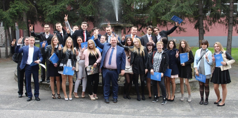 Wychowawcami tegorocznych maturzystów są Alicja Jarecka oraz Paweł Baran fot. LO Koronowo