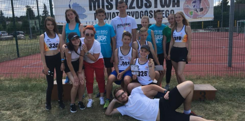 Wszyscy zawodnicy to uczniowie Szkoły Podstawowej nr 1 w Koronowie fot. KS Mikrut