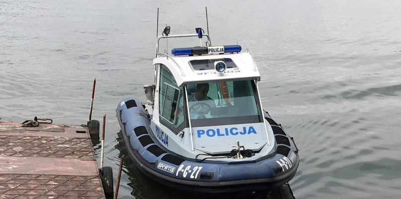 Pamiętajmy! W większości przypadków główną przyczyną utonięć jest brawura, alkohol i lekceważenie podstawowych zasad bezpieczeństwa fot. policja