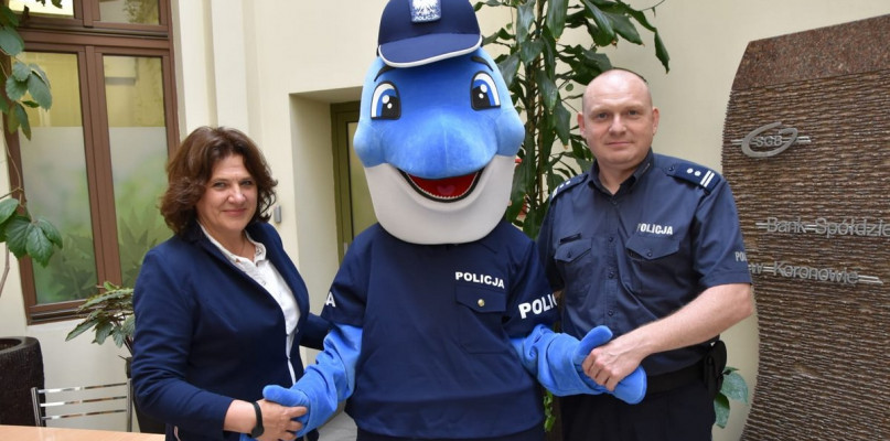 Kolejny rok z rzędu Bank Spółdzielczy w Koronowie wspiera Komendę Miejską Policji w Bydgoszczy fot. policja