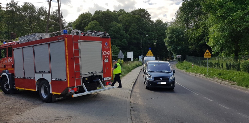 W wyniku zdarzenia dwie osoby jadące motocyklem zostały poszkodowane fot. OSP KSRG Koronowo