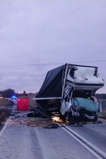 Bydgoscy policjanci wyjaśniają przyczyny tragicznego wypadku w Gościeradzu-581