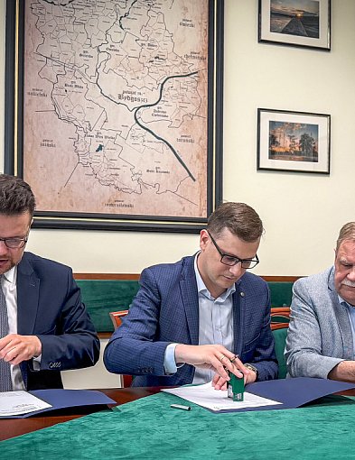 Kolejne umowy na dofinansowanie. Tym razem w powiecie bydgoskim-13233