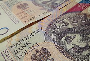 ZUS przeliczy świadczenia. Tyle więcej wpłynie na konta emerytów-14032