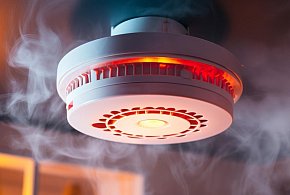 Rewolucja w przepisach pożarowych. Nowe obowiązki dla właścicieli domów i firm-14072