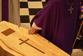 Rewolucja w pochówkach coraz bliżej. Tego w Polsce jeszcze nie było-14334