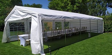 Jak zaplanować przestrzeń pod namiot eventowy, żeby uniknąć chaosu?