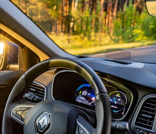 Masz to auto w garażu? Producent natychmiast wzywa na kontrolę!-13844